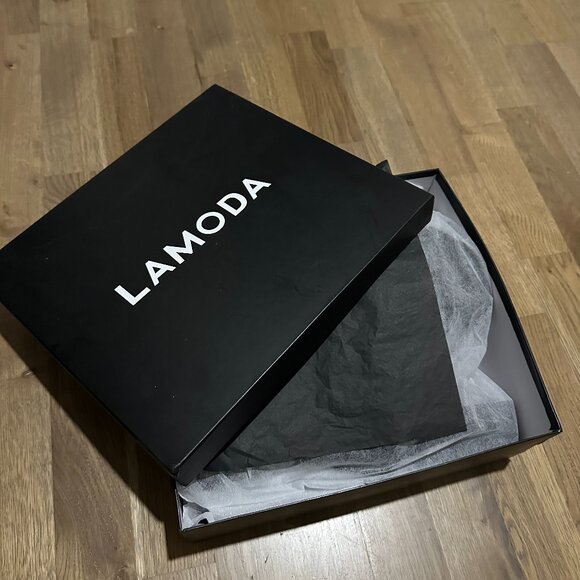 Brand new trendy platform boots – Size 7 - Picture 8 of 8